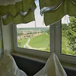 Kirschberghof Gaestehaus Und Weinverkauf 4*