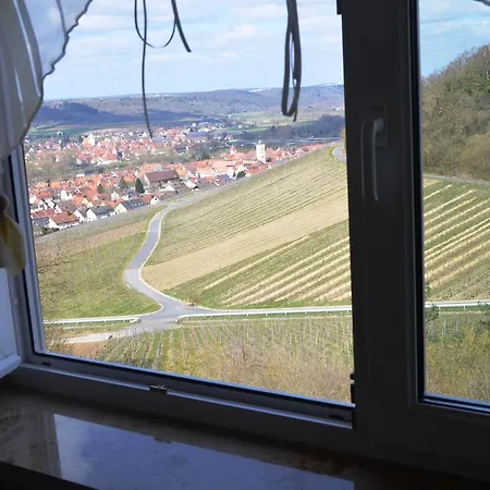 ゲストハウス Kirschberghof Gaestehaus Und Weinverkauf