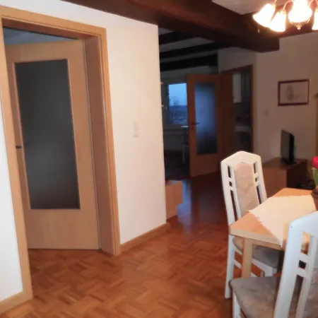 Kirschberghof Gaestehaus Und Weinverkauf 4*