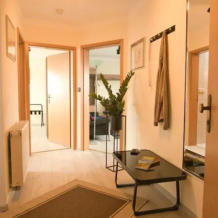 Kirschberghof Gaestehaus Und Weinverkauf بيت ضيافة 4*