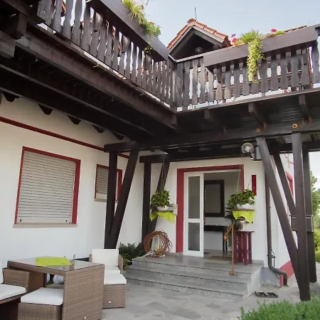 Kirschberghof Gaestehaus Und Weinverkauf Guest house