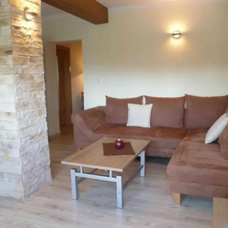 Guest house Kirschberghof Gaestehaus Und Weinverkauf