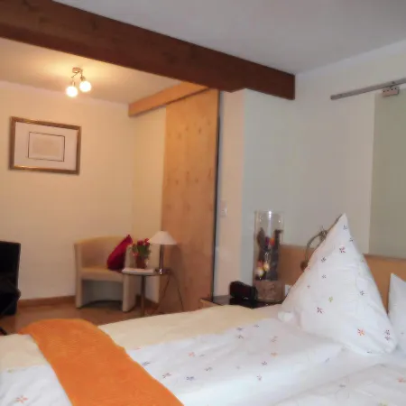 Guest house Kirschberghof Gaestehaus Und Weinverkauf Sommerhausen
